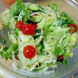 乱切り野菜のサラダ